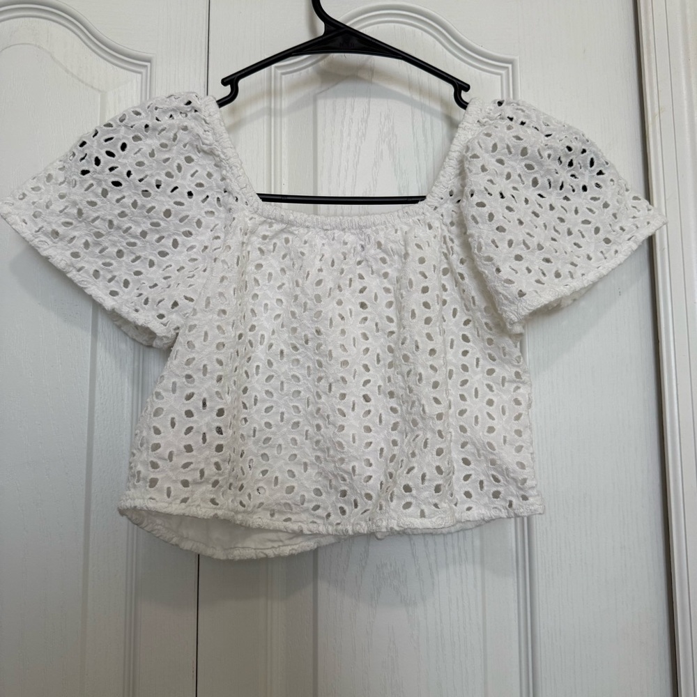 ZARA Kids Eyelet Lace Fabric and Puff Sleeves Top - Picture 6 of 6